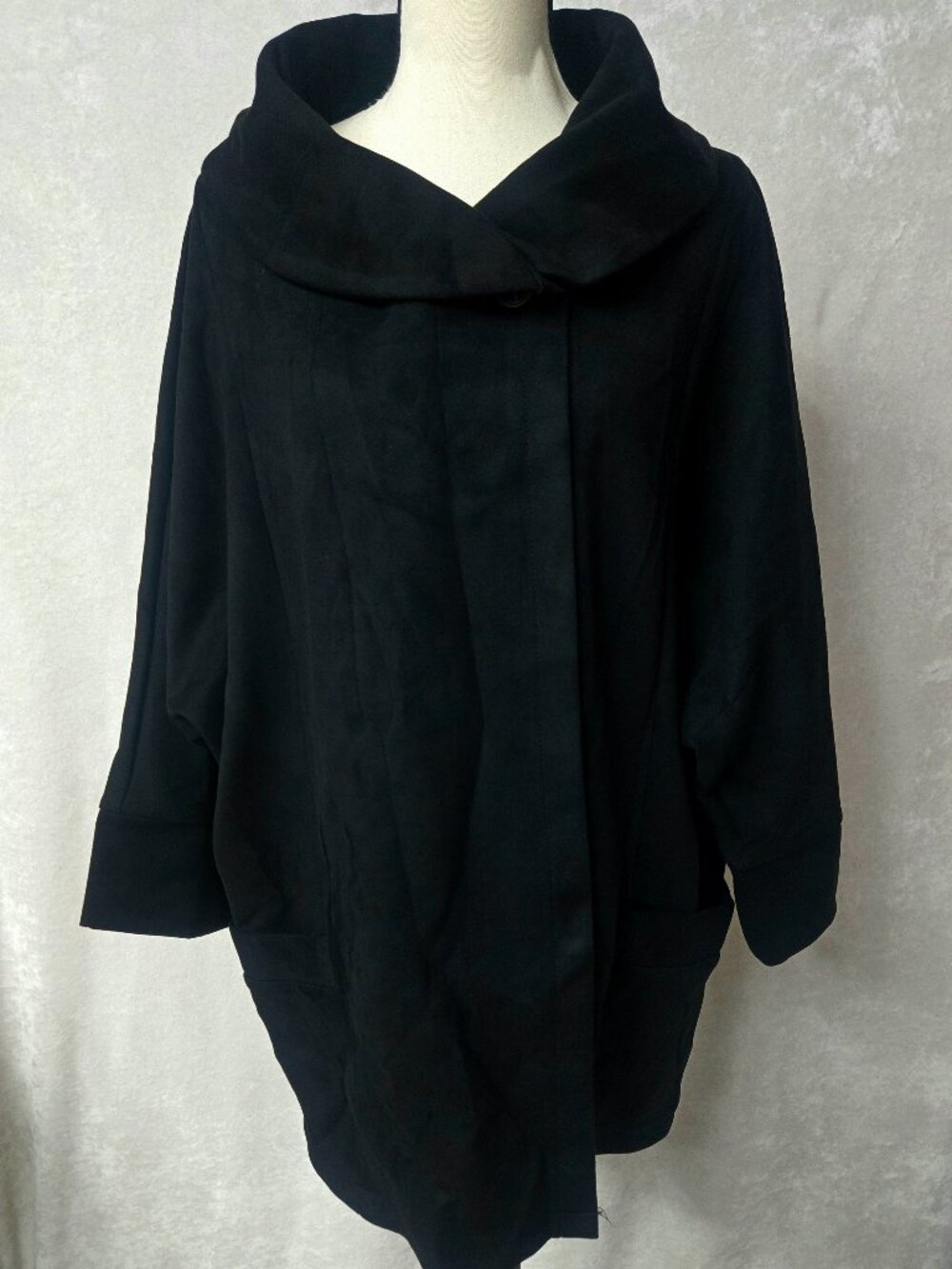 NWT Vanessa Cardigan Wrapβ Made In Italy Black Cowl Neck Cocoon Wrap Jacket Chic